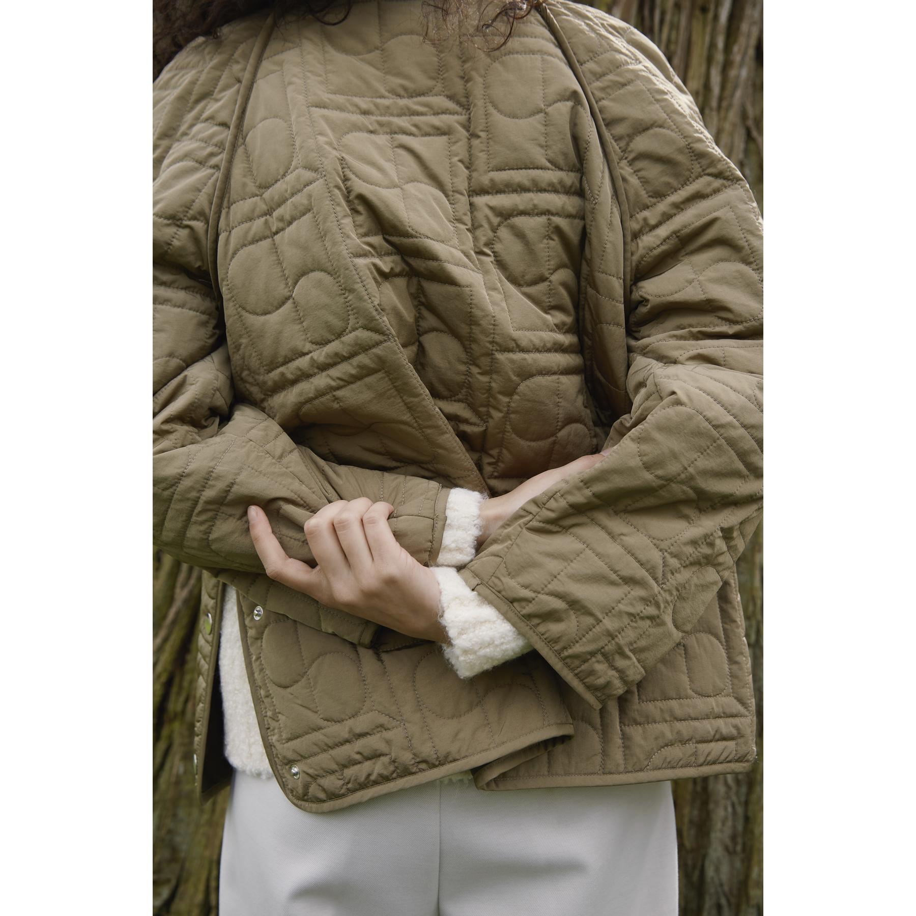 product/s/o/soaked-in-luxury_30407852-180617_3.jpg