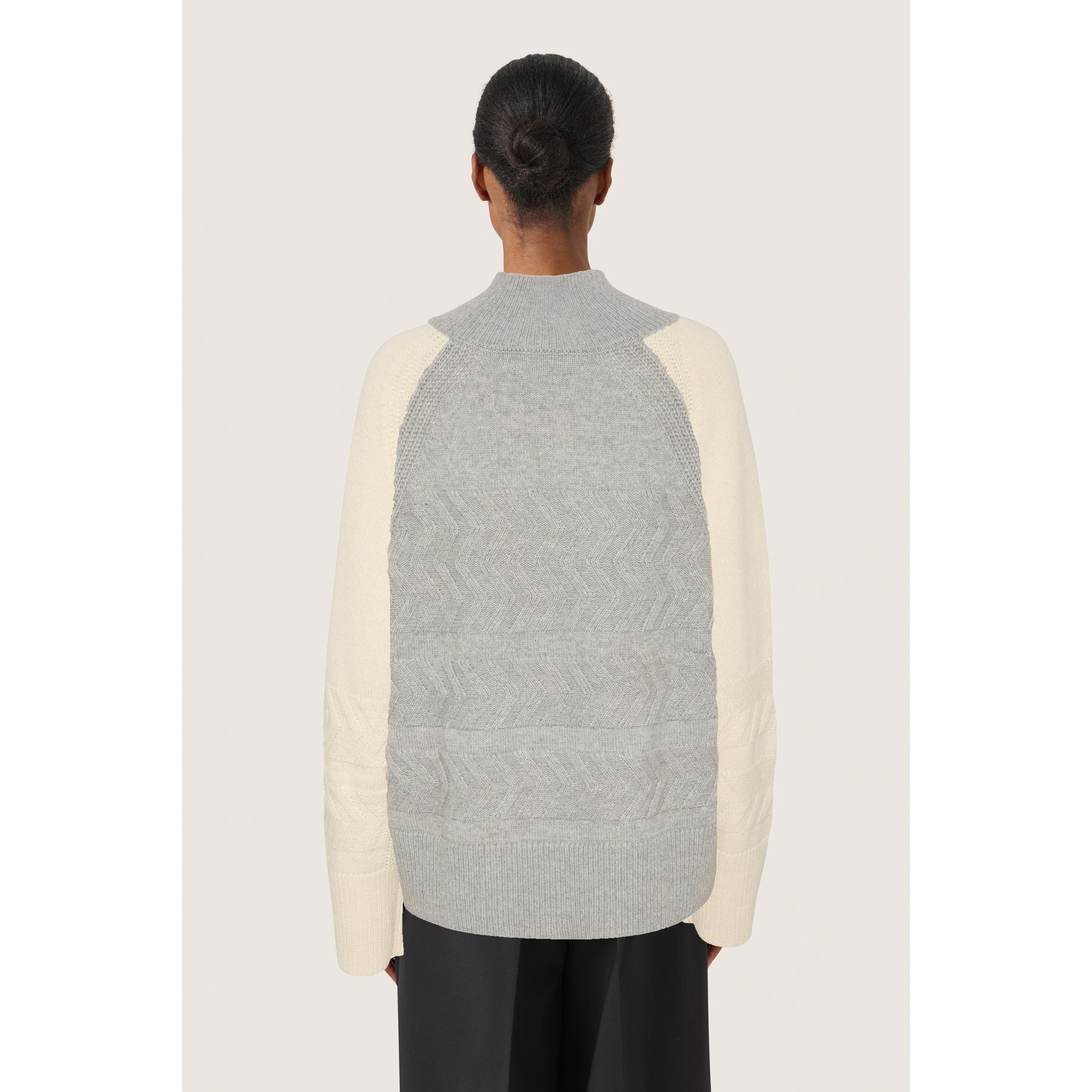 product/s/o/soaked-in-luxury_30407882-1538001_5.jpg