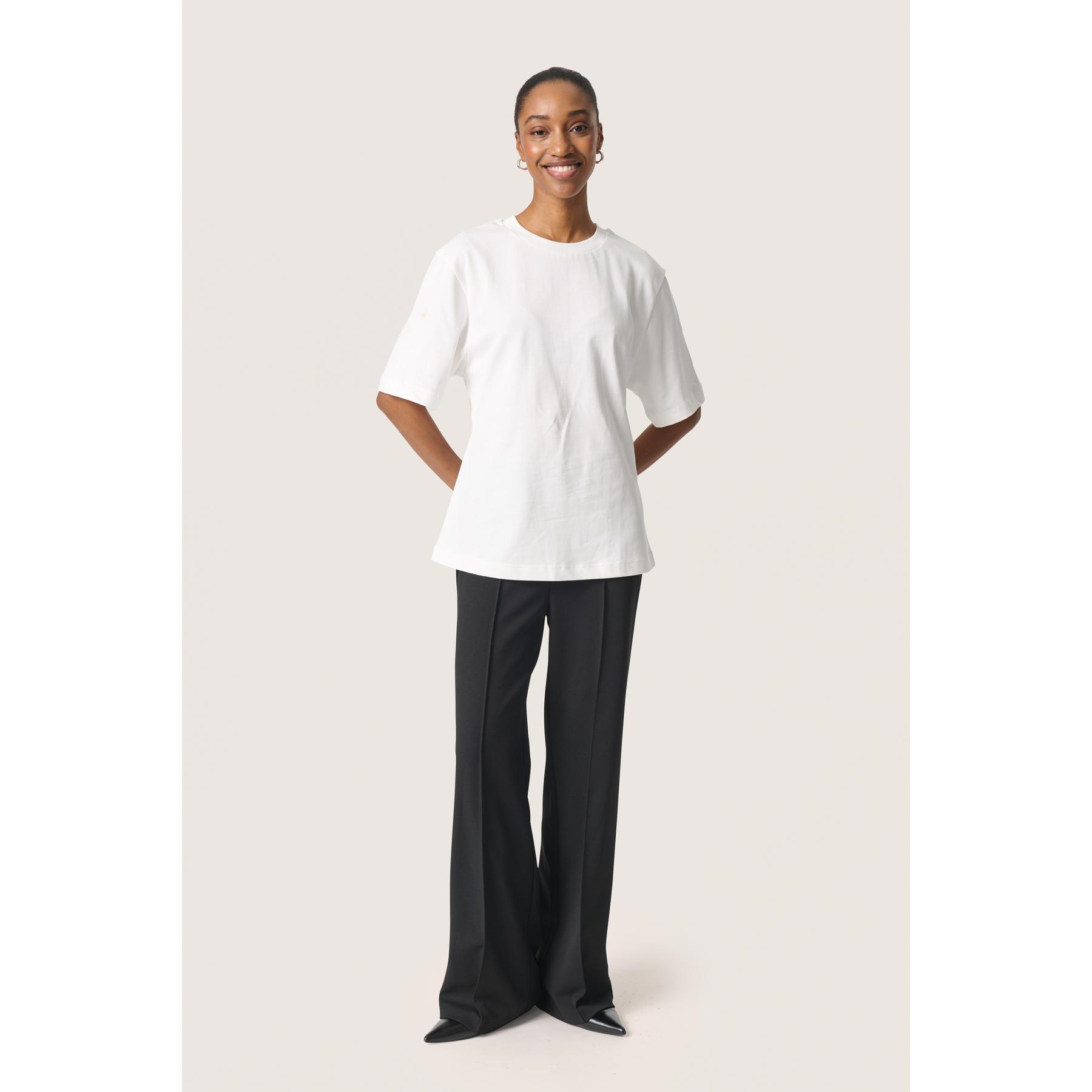 product/s/o/soaked-in-luxury_30407904-111001_7.jpg