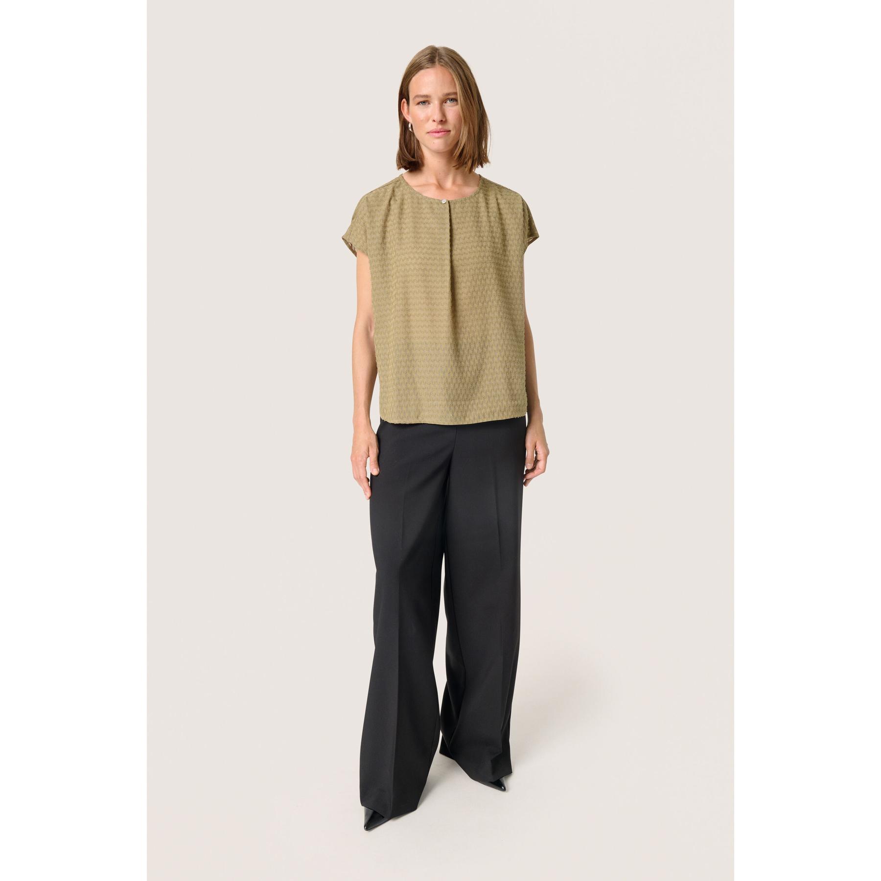 product/s/o/soaked-in-luxury_30407938-180617_5.jpg