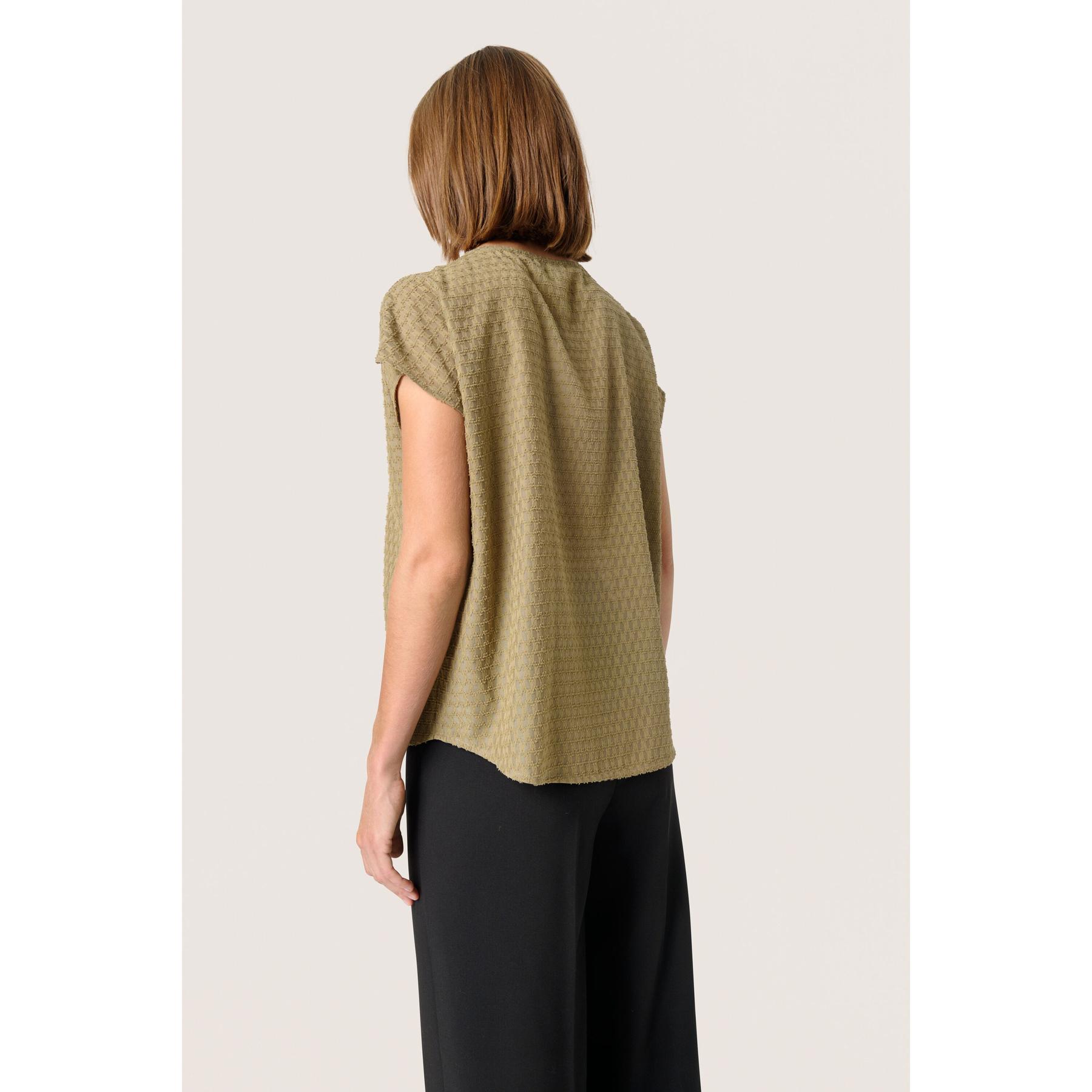product/s/o/soaked-in-luxury_30407938-180617_6.jpg