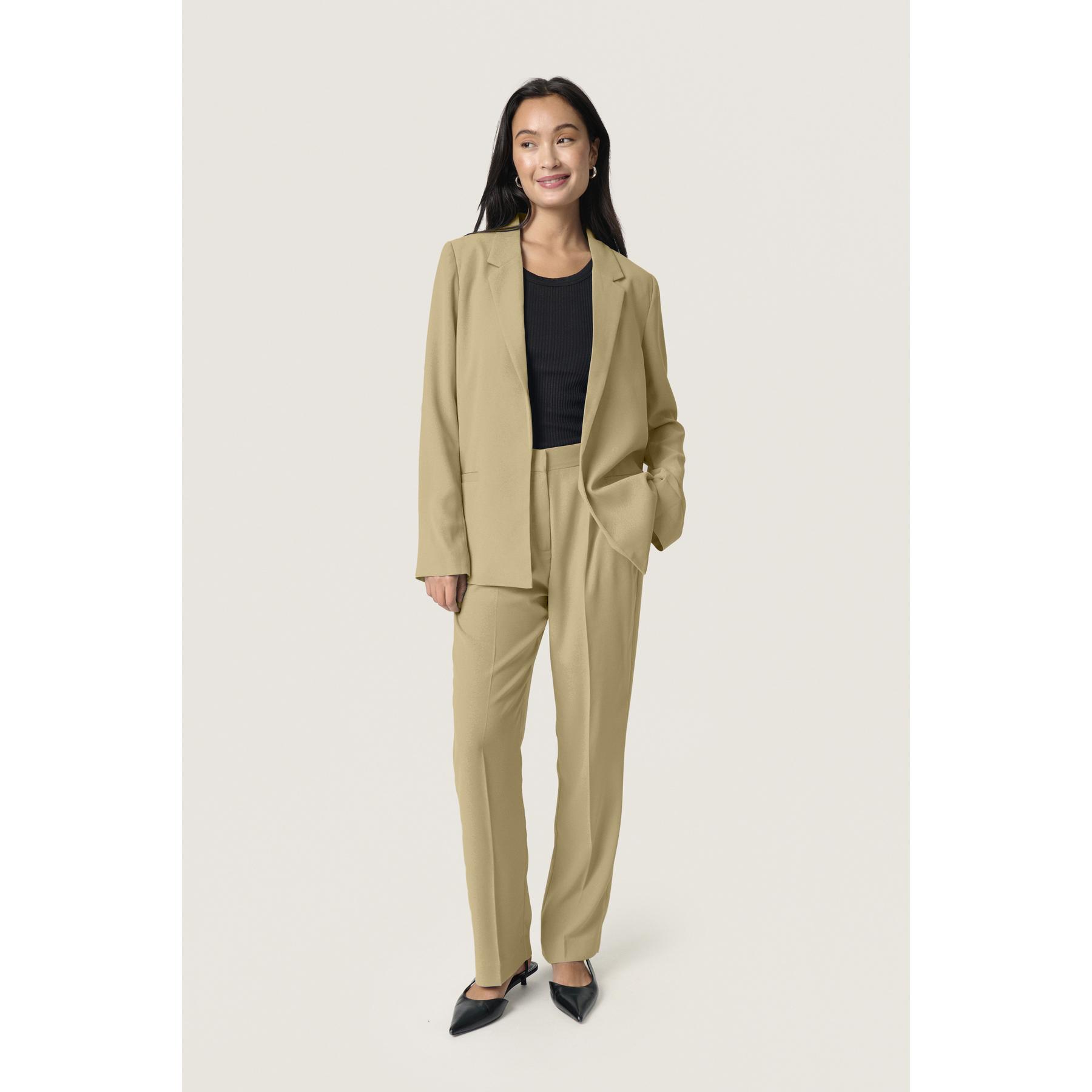 product/s/o/soaked-in-luxury_30407958-171019_4.jpg