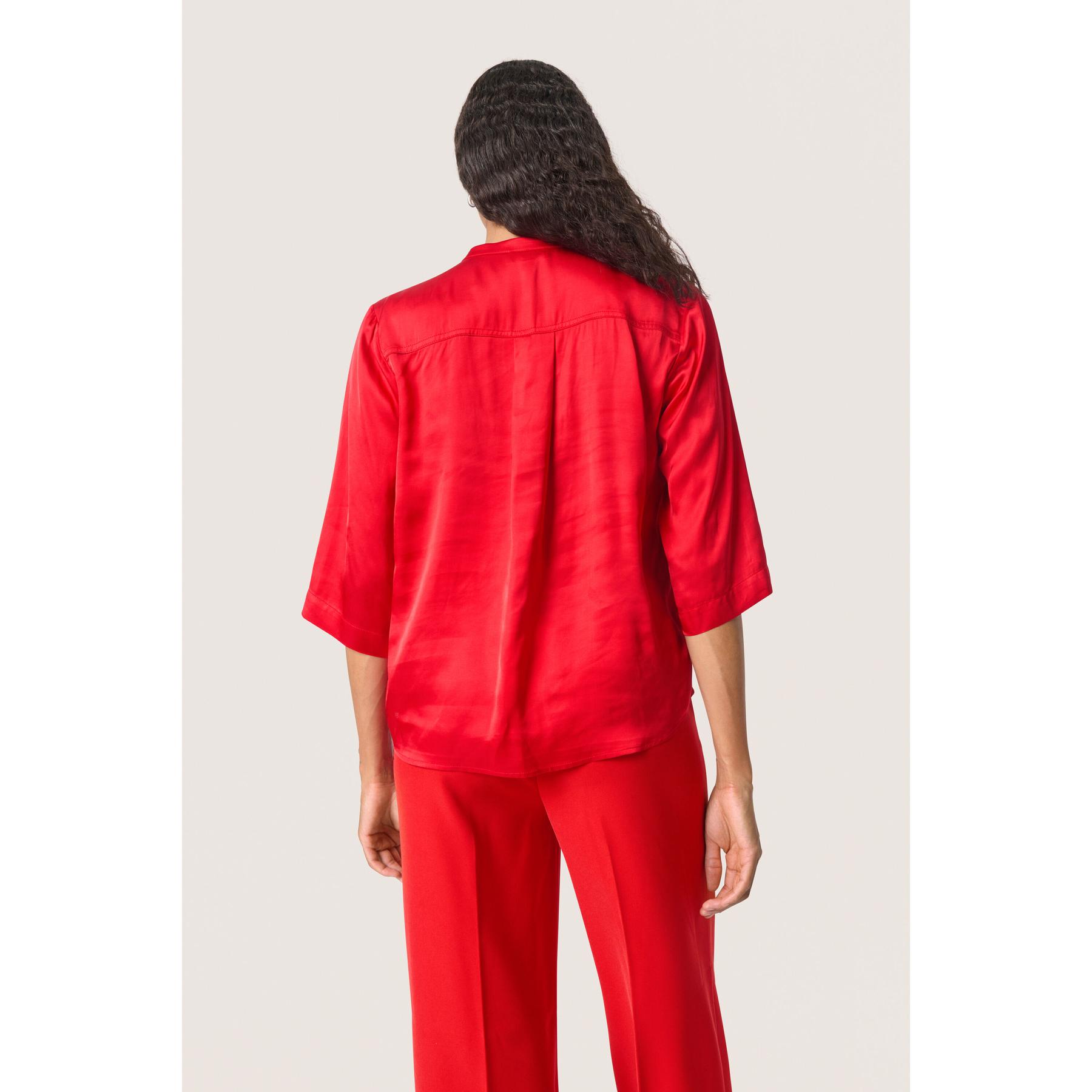 product/s/o/soaked-in-luxury_30408352-181657_3.jpg