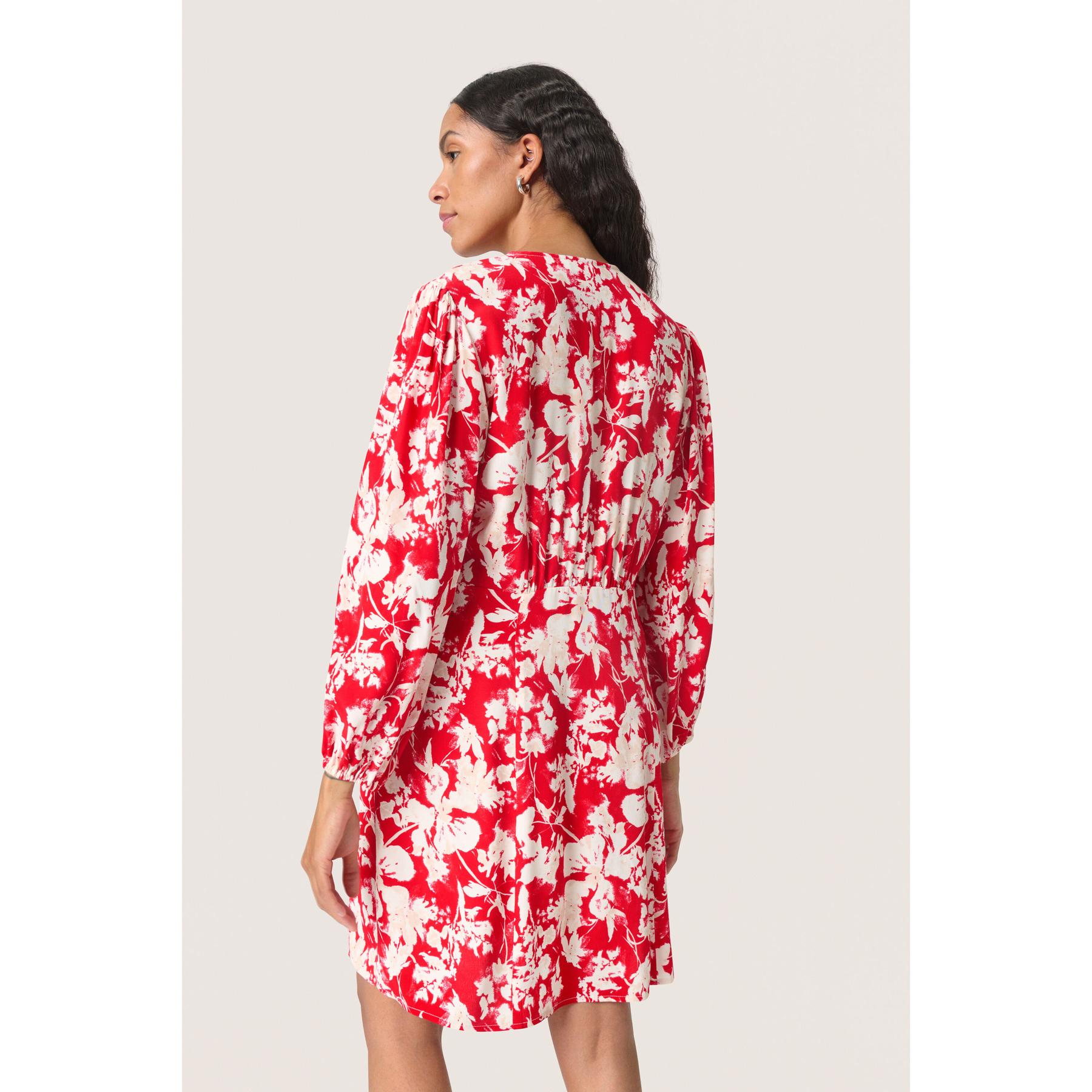 product/s/o/soaked-in-luxury_30408367-303878_5.jpg