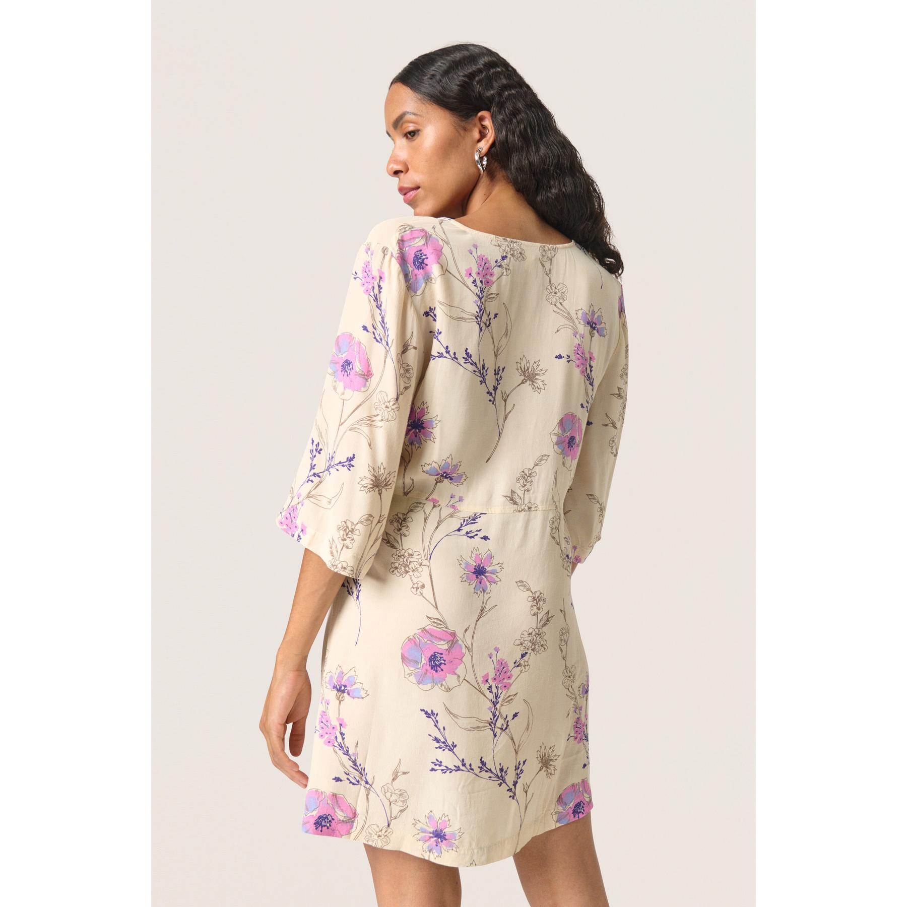 product/s/o/soaked-in-luxury_30408373-303898_3.jpg