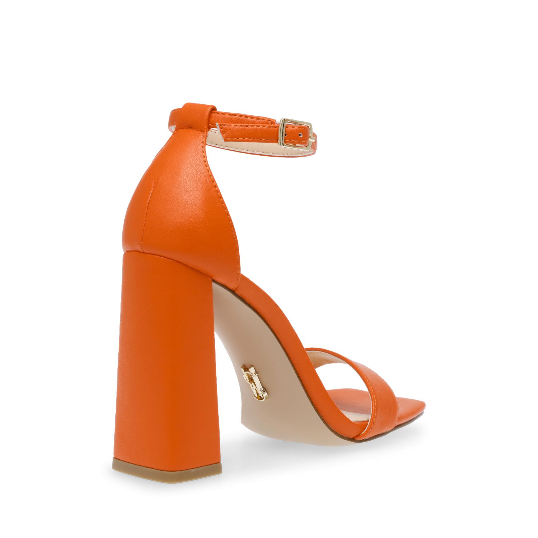 product/s/t/steve-madden_sm19000021-03001-807_03-nw051524.jpg