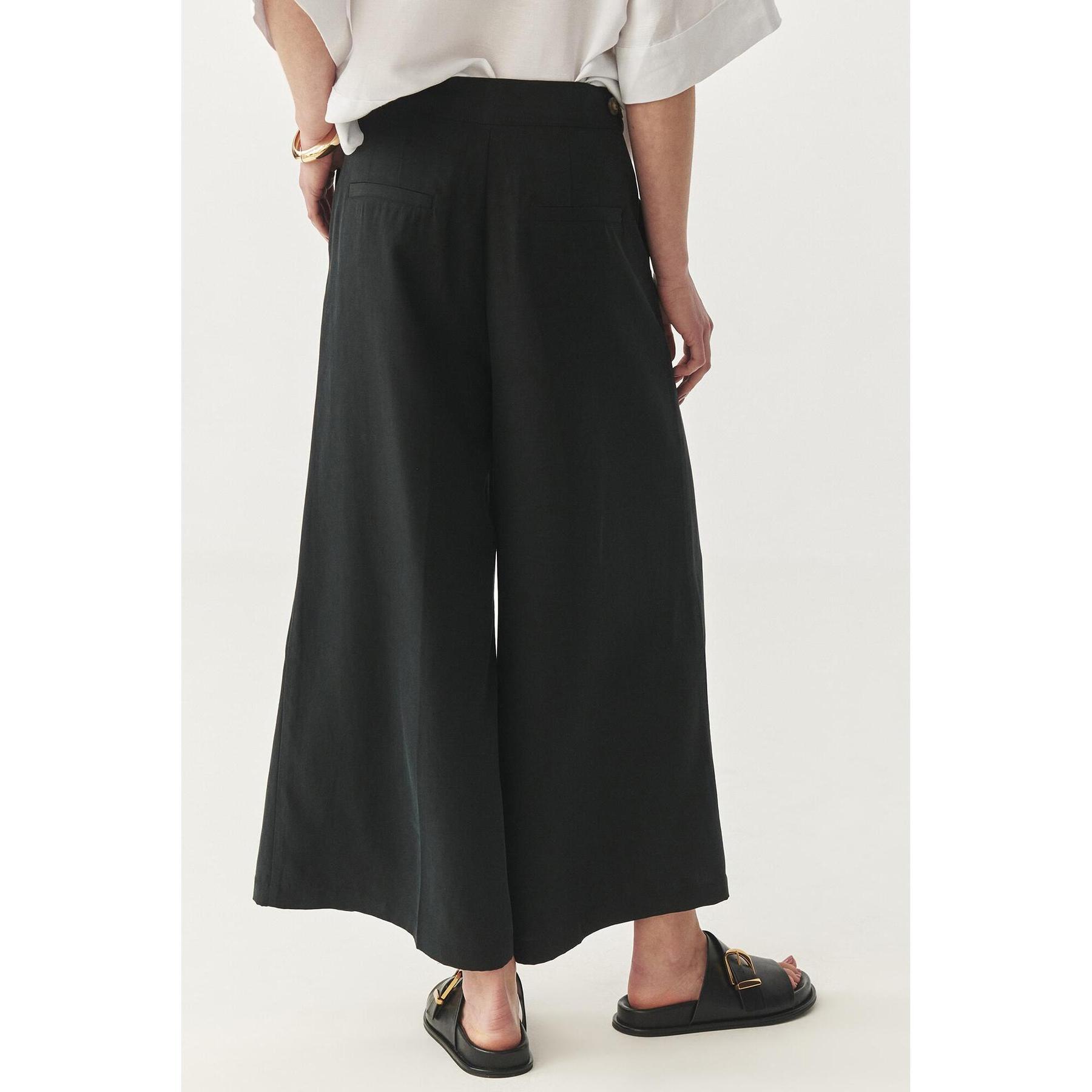 product/t/a/tatuum_t2515.143b-999_black_3.jpg