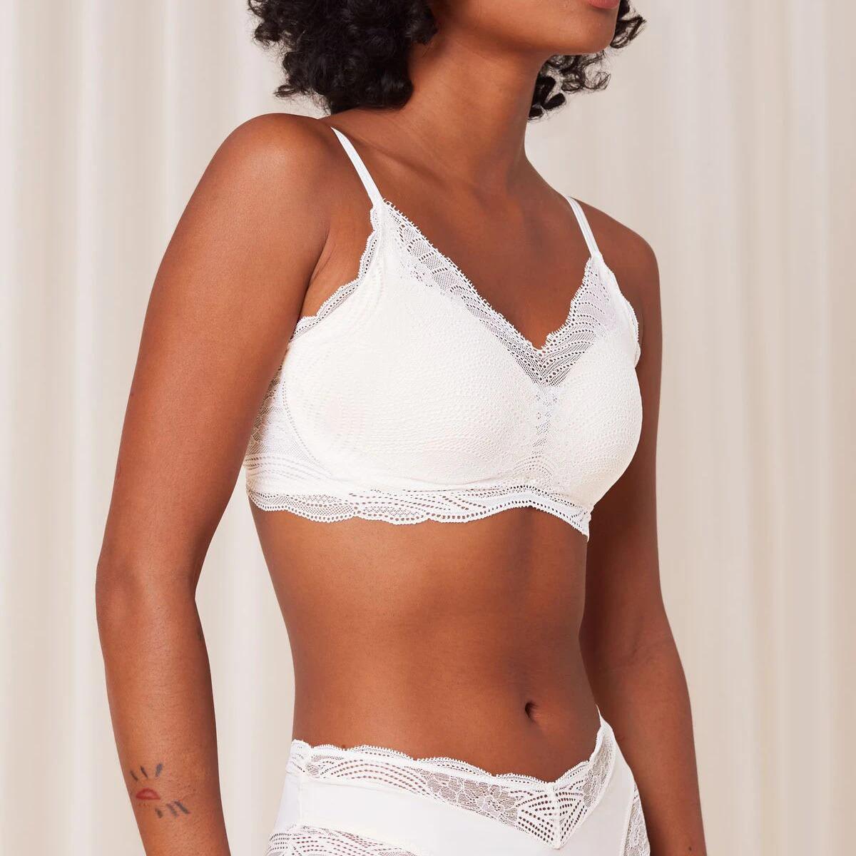 product/t/r/triumph_10215939-1595_ecru-white_4.jpg