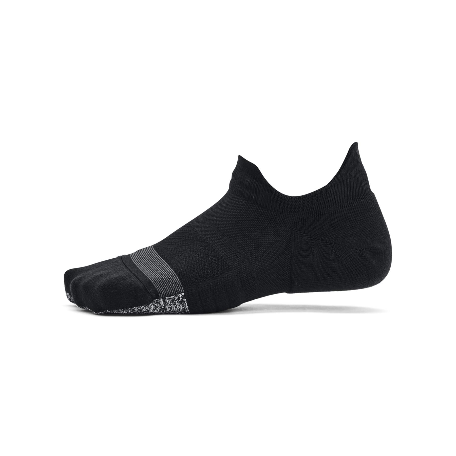 product/u/n/under-armour_1370096-001_2-nw050324.jpg