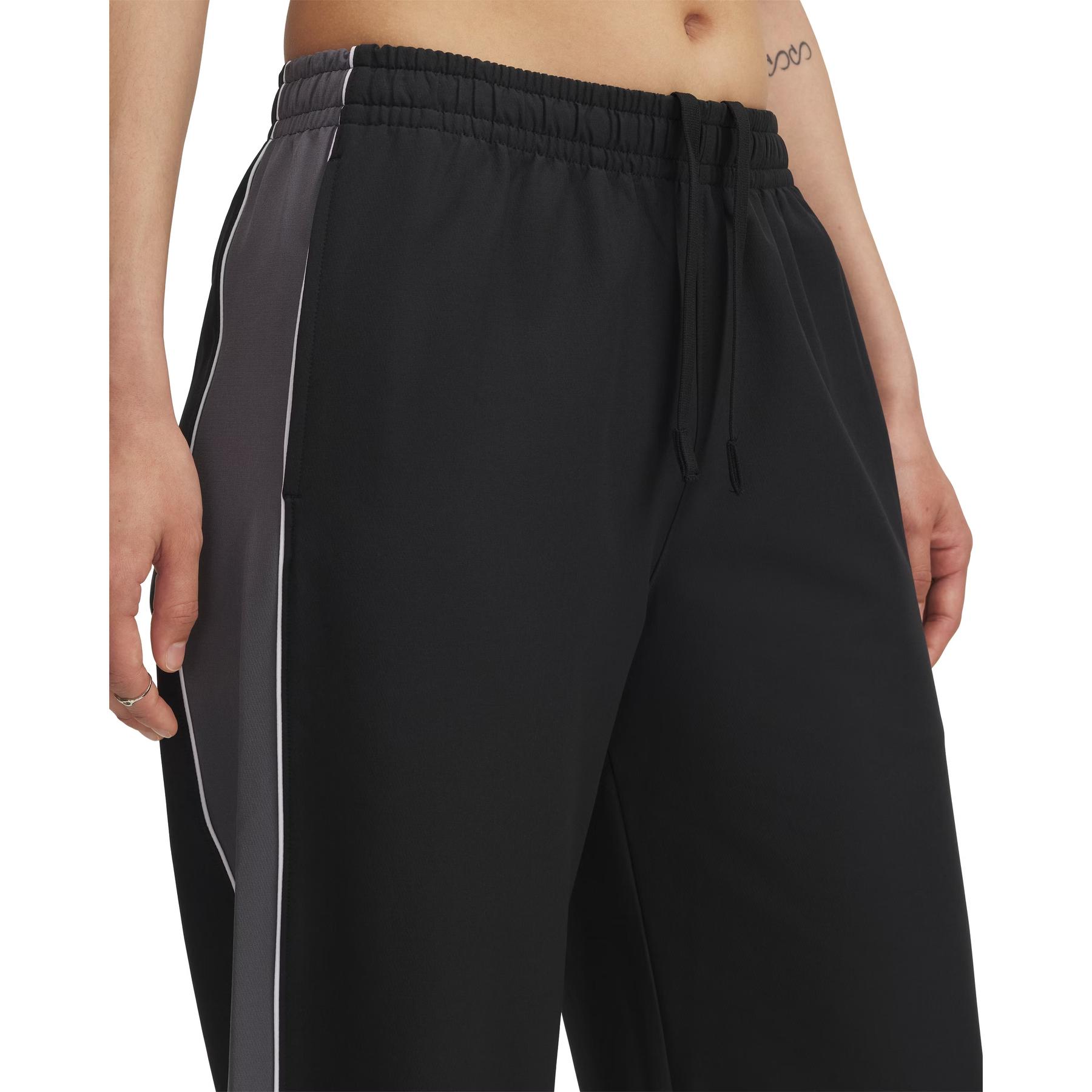 product/u/n/under-armour_6003716-003_black-castlerock-white_5.jpg