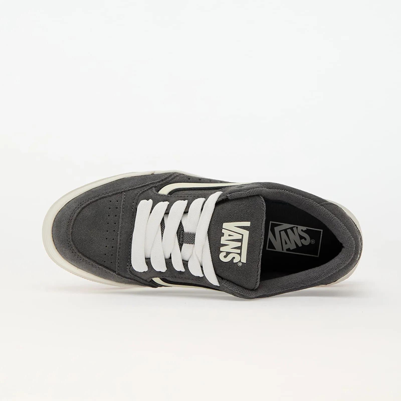 product/v/a/vans_vn000d1jpbq_gris_2.jpg