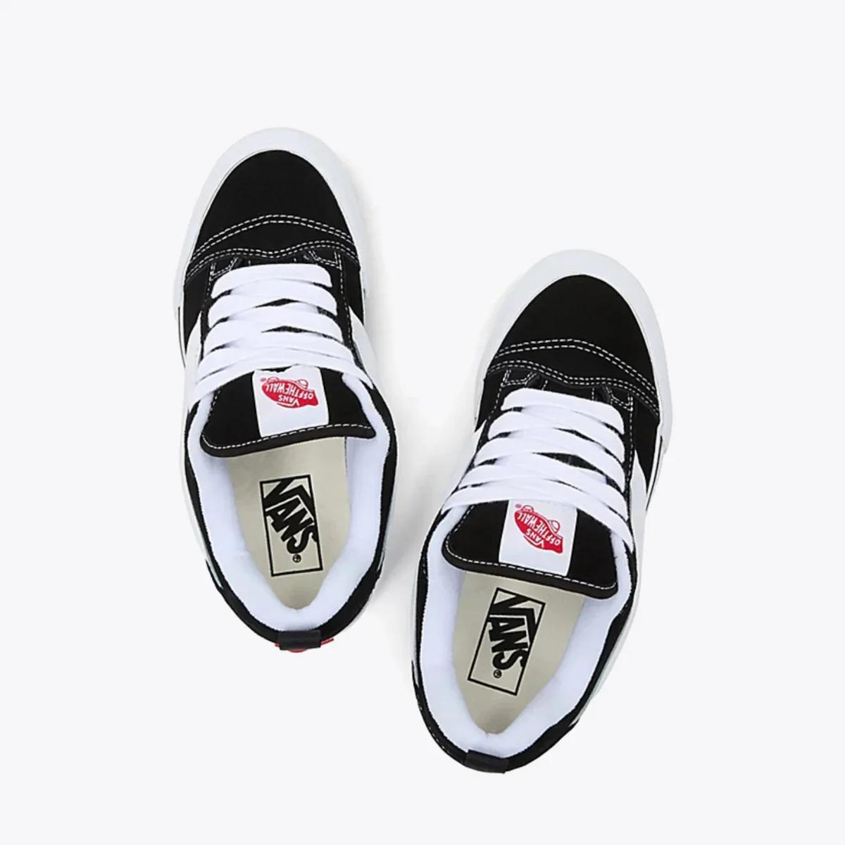 product/v/a/vans_vn000d2tmcg_noir_4.jpg