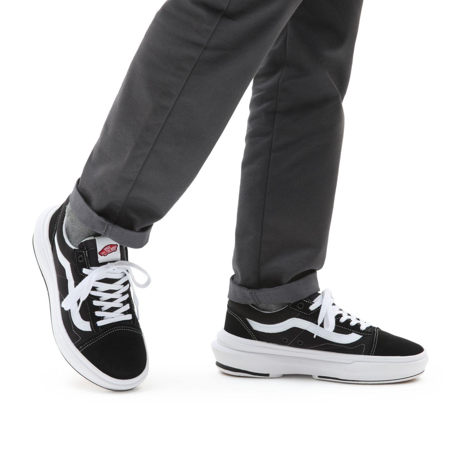 product/v/a/vans_vn0a7q5eba2_2.jpg