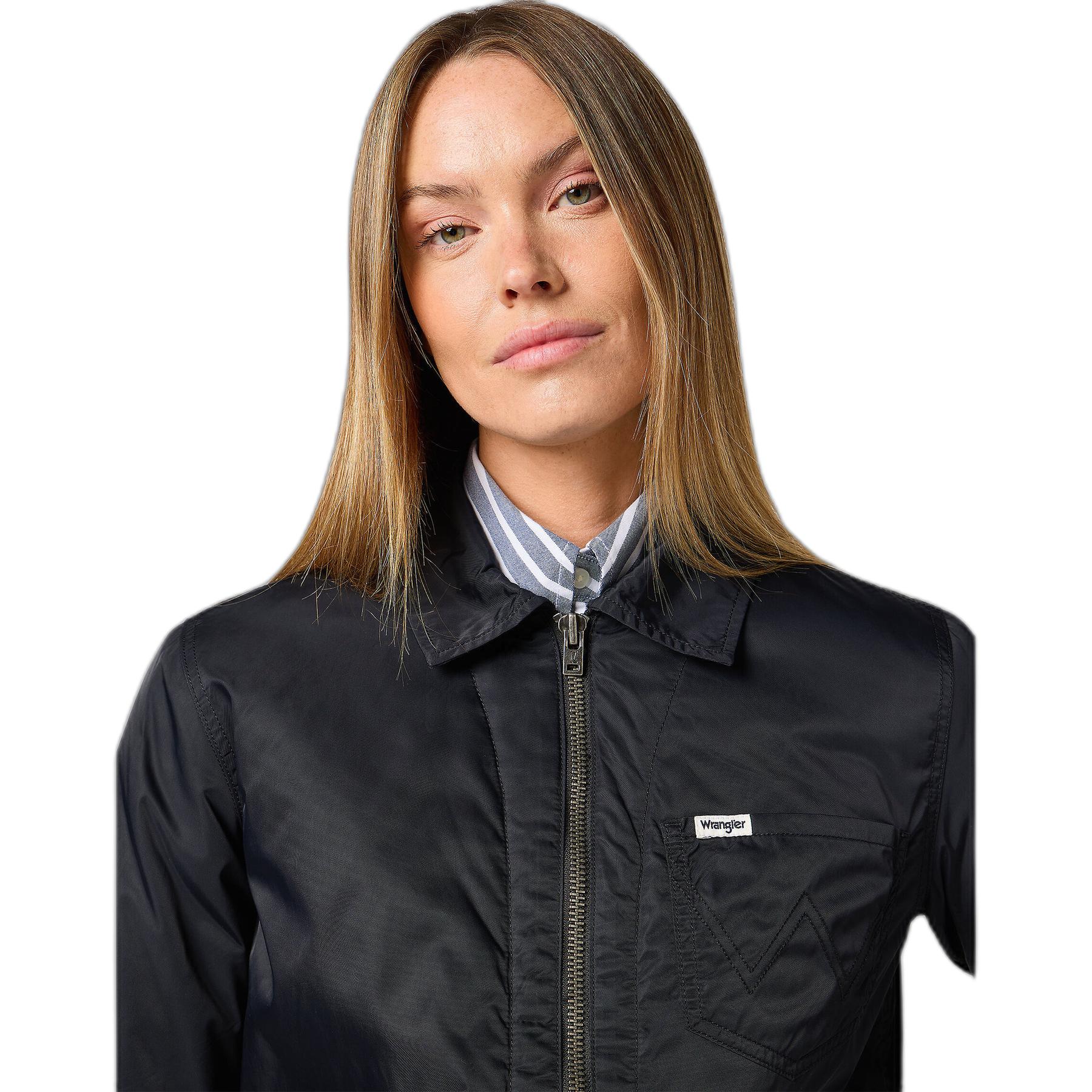 product/w/r/wrangler_112362587_black_2.jpg