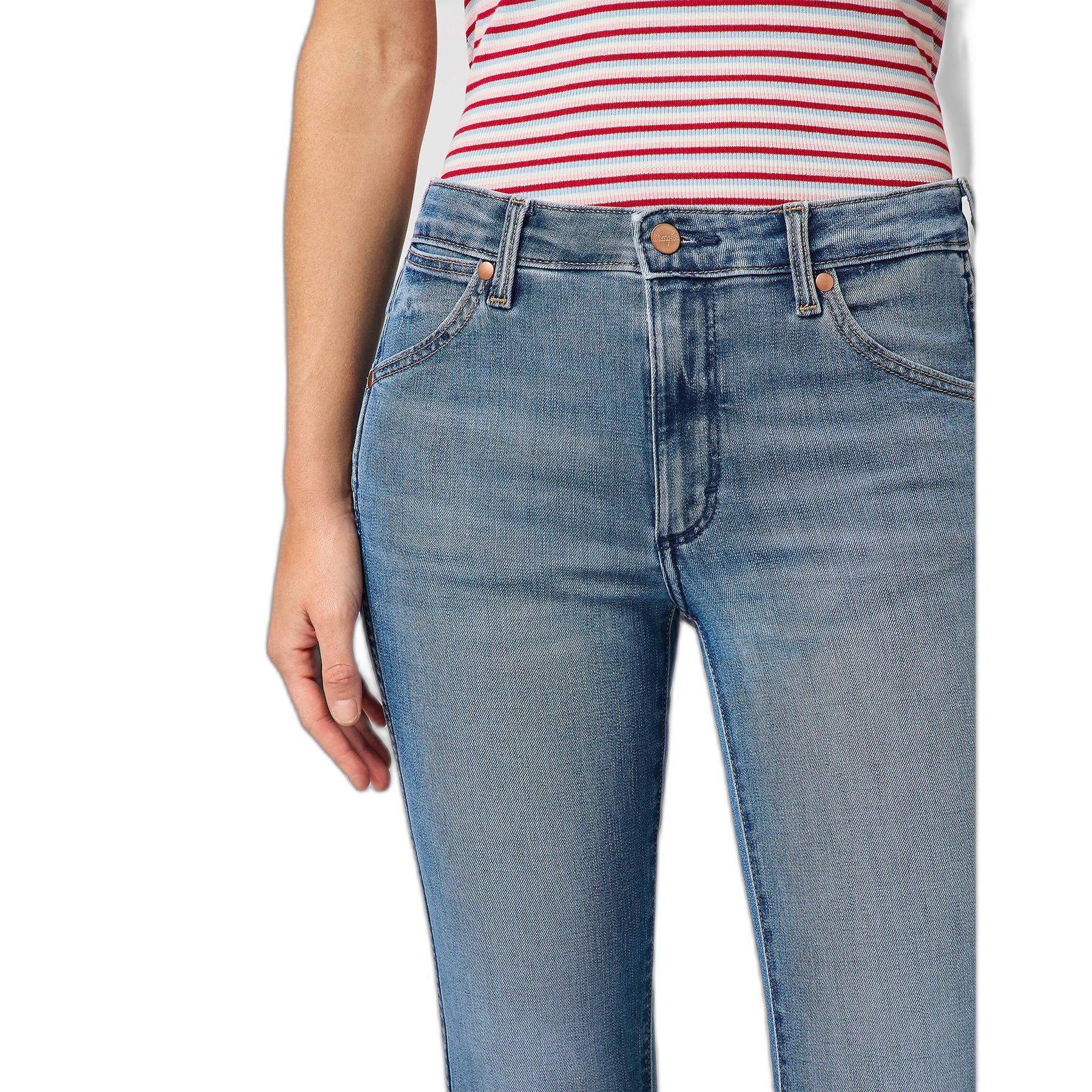 product/w/r/wrangler_112362643_blue_2.jpg