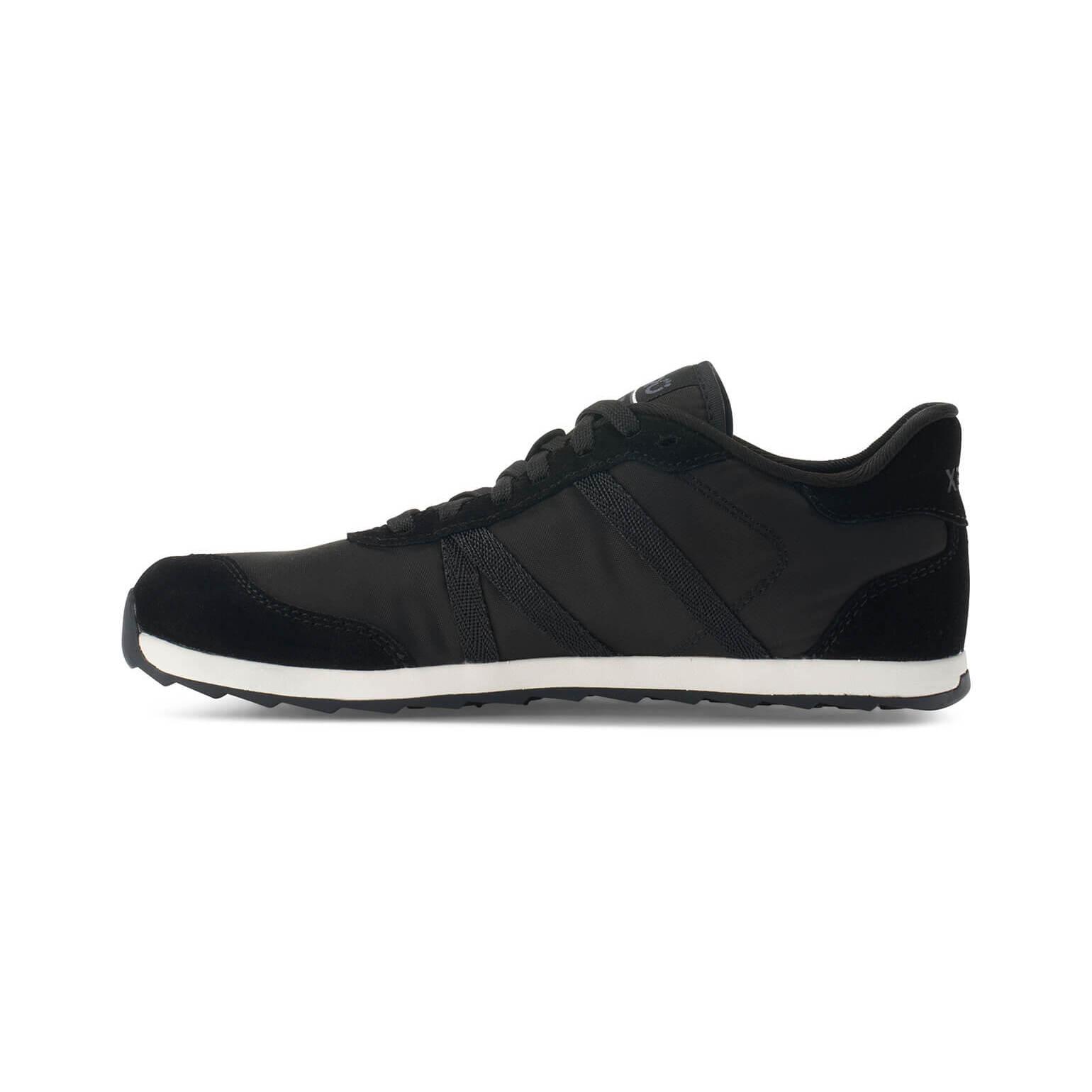 product/x/e/xero-shoes_wynw-bkwh_black-white_2.jpg