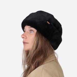 Chapeaux