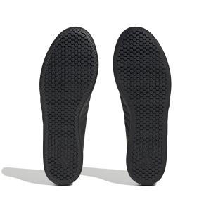 product/a/d/adidas_hp6008_4_footwear_photography_bottom_view_white-nw031524.jpg