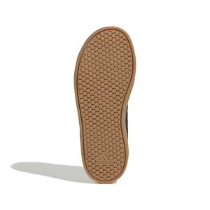 product/a/d/adidas_ie8884_4_footwear_photography_bottom_view_white.jpg