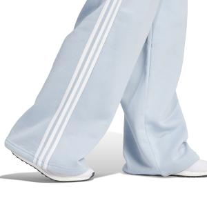 product/a/d/adidas_ir5384_7_apparel_on_model_detail_view_2_white.jpg