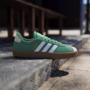 product/a/d/adidas_jp5285_16_footwear_photography_heromrktng_view_3.jpg
