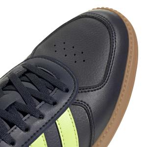 product/a/d/adidas_jq8265_8_footwear_photography_detail_view_1_white-nw091625.jpg