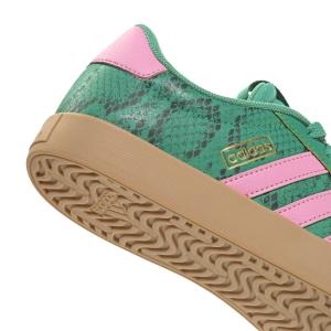 product/a/d/adidas_jr8668_8_footwear_photography_detail_view_1_white-nw091725.jpg