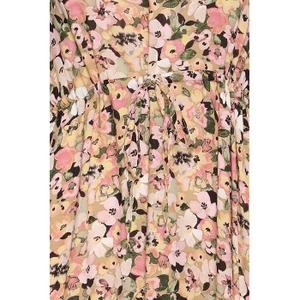 product/b/-/b-young_20816532-204525_coral-blush-flower_1.jpg