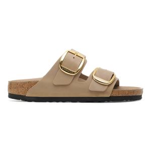 1030395-sandales-en-cuir-a-grosse-boucle-femme-birkenstock-arizona-tabacco-brown