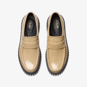 product/c/l/clarks_26179353_beige_6.jpg