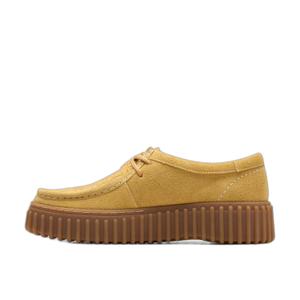 product/c/l/clarks_26181188_golden-tan-suede_2.jpg