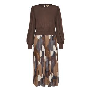 50109999-105745-robe-femme-culture-carly-brown-art