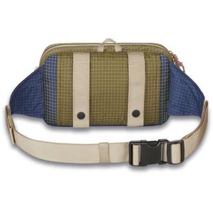 product/d/a/dakine_d10004080-base_camp_1.jpg
