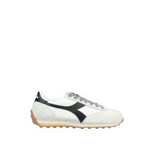 501-181563-c0351-baskets-diadora-rally-white-black