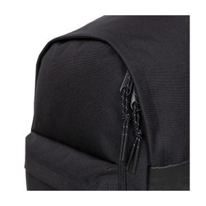 product/e/a/eastpak_ek0a5bkg4t6_on-black_8.jpg