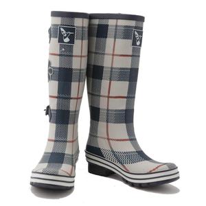 product/e/v/evercreatures_bottes-st-george-short-gris_gris_2.jpg