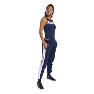 product/f/m/fm3932_app_on-model_side_white.jpg