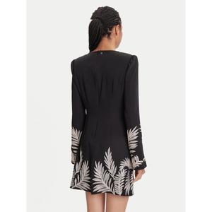 product/g/u/guess_w5yk10-whcu2-jblk_jet-black-a996_2.jpg