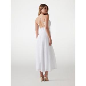 product/g/u/guess_w5yk83-wgew0-g011_pure-white_3.jpg