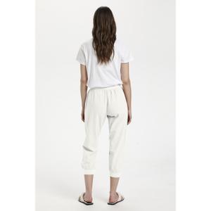 10502803-110602-pantalon-femme-kaffe-naya-capri-chalk