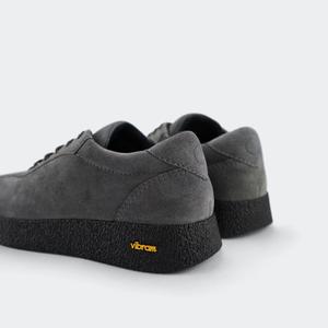 product/k/a/kangaroos_806001-000-2700_grey-suede_2.jpg