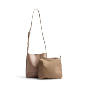product/m/a/markberg_4864ant-333_caramel-w-br-gold_3.jpg