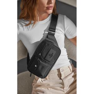 product/m/a/markberg_4996rmo-100_black_2.jpg