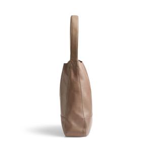 product/m/a/markberg_5829ant-333_caramel-w-br-gold_3.jpg