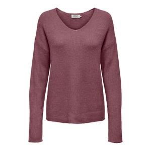15204588-4593327-pull-col-v-femme-only-camilla-crushed-berry