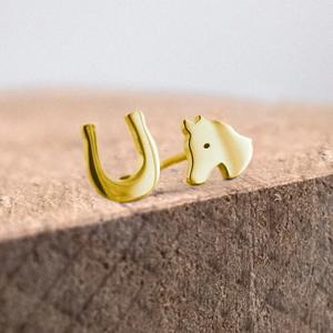 pt-ea-01-fl-gp-00-xx-boucles-d-oreilles-cheval-fer-a-cheval-femme-ponytail-co-gold-tu