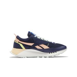 product/r/e/reebok-classics_fy7749_4_footwear_photography_side_medial_center_view_white_000.jpg