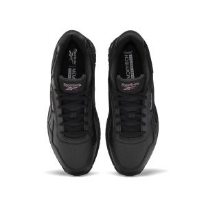 product/r/e/reebok-classics_gv7050_2_footwear_photography_top_portrait_view_white_000.jpg