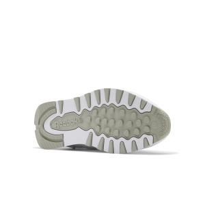 product/r/e/reebok-classics_gy3558_3_footwear_photography_bottom_view_white_000.jpg