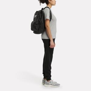 product/r/e/reebok-t-shirt-a-large-logo-reebok-identity_22250813_02.jpeg